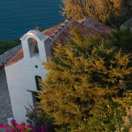 Cozy - In The Heart Of Village 3*